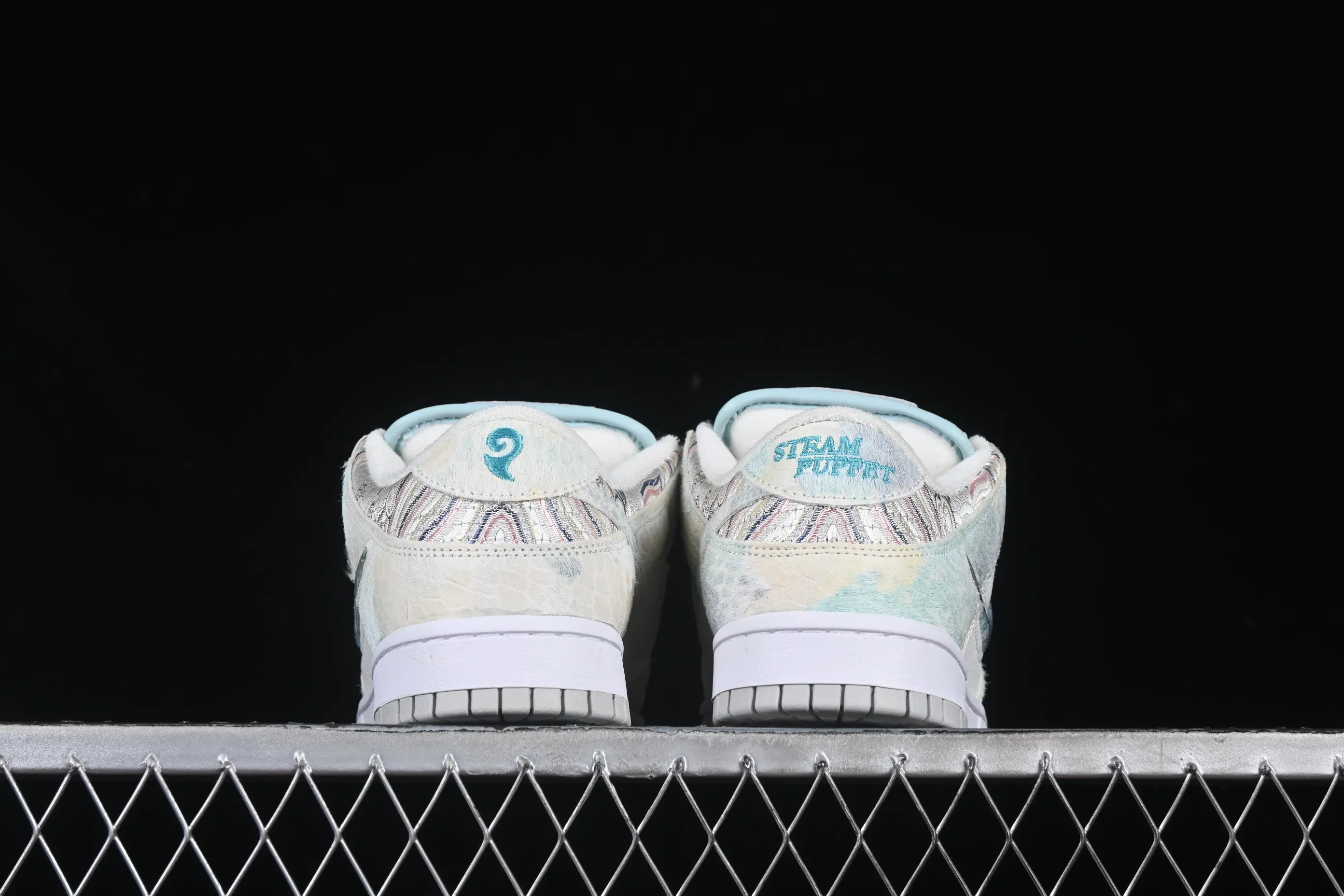 All Categories Nk SB Dunk Series Nk SB Dunk Low Low-top sneakers Nk Dunk Low CNY Year of the Dragon limited New Chinese style customization Steam Puppet-Third Prince White Ao Bing SB low-top casual sneakers DV0831-101